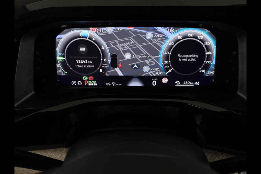 Volkswagen Multivan 1.5 eHybrid L2 Economy Business 4Motion | 7 Zits | Zwenkbare Trekhaak | Navigatie | Achteruitrij  Camera | Parkeer hulp | 65% getinte ruiten achter |