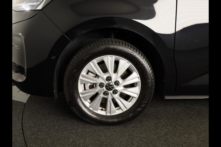 Volkswagen Multivan 1.5 eHybrid L2 Economy Business 4Motion | 7 Zits | Zwenkbare Trekhaak | Navigatie | Achteruitrij  Camera | Parkeer hulp | 65% getinte ruiten achter |