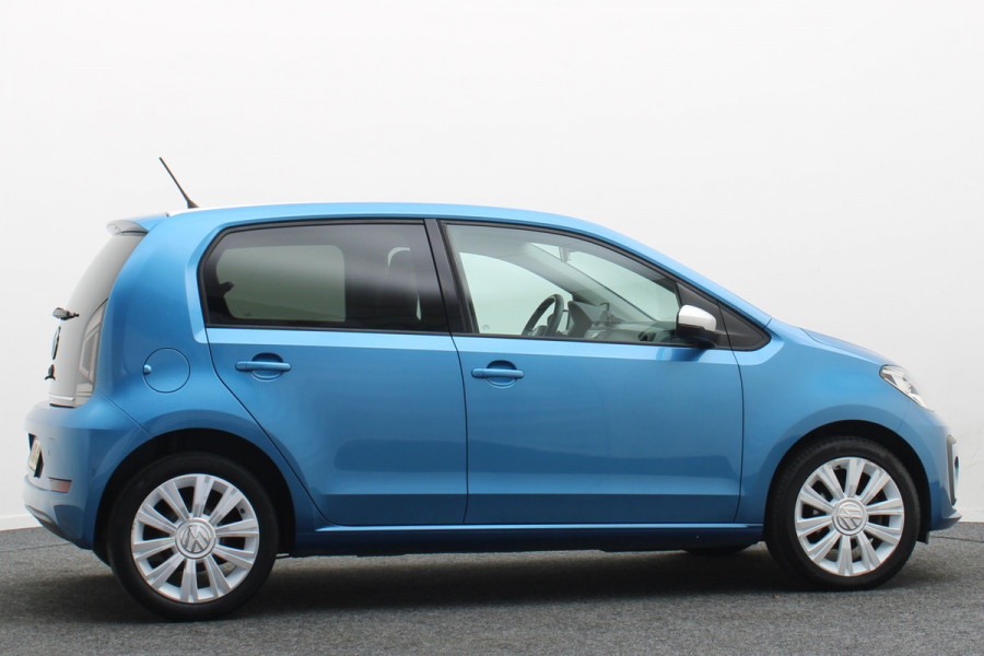 Volkswagen up! 1.0 BMT high up! Climate, Stoelverwarming, Cruise, PDC, 16"