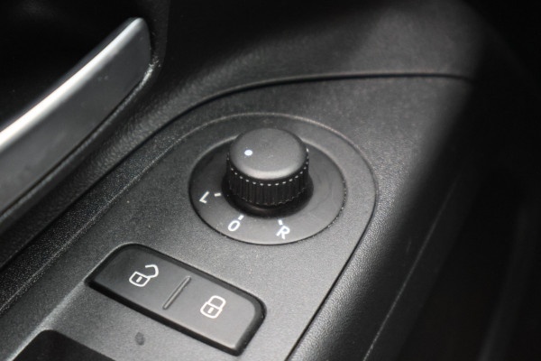 Volkswagen up! 1.0 BMT high up! Climate, Stoelverwarming, Cruise, PDC, 16"