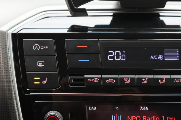 Volkswagen up! 1.0 BMT high up! Climate, Stoelverwarming, Cruise, PDC, 16"