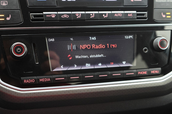 Volkswagen up! 1.0 BMT high up! Climate, Stoelverwarming, Cruise, PDC, 16"