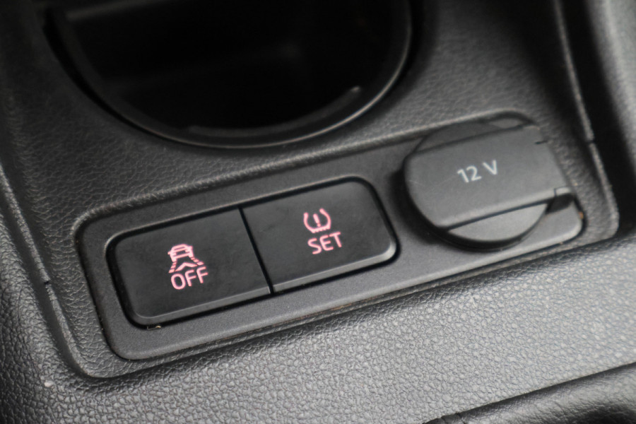 Volkswagen up! 1.0 BMT high up! Climate, Stoelverwarming, Cruise, PDC, 16"