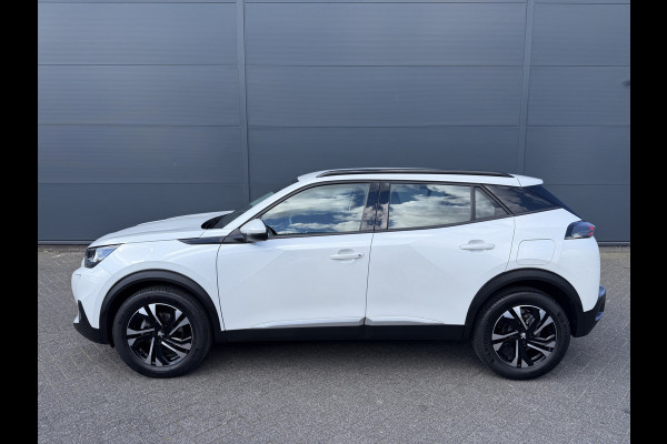 Peugeot 2008 130pk Allure Pack (Camera - Stoelverwarming - Keyless Entry - LED - Parkeersensoren V+A - Automatische Airco - 3D Cockpit - Navi