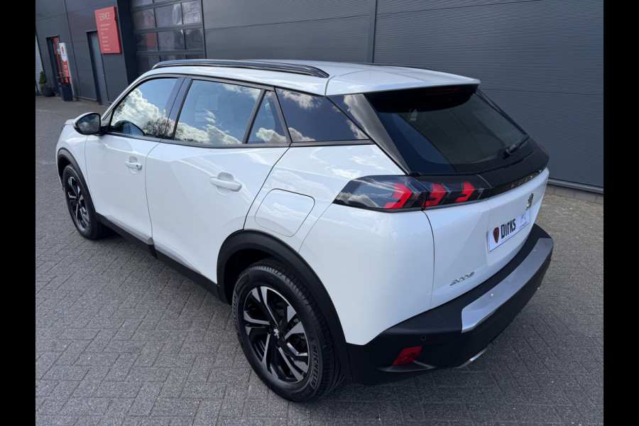 Peugeot 2008 130pk Allure Pack (Camera - Stoelverwarming - Keyless Entry - LED - Parkeersensoren V+A - Automatische Airco - 3D Cockpit - Navi