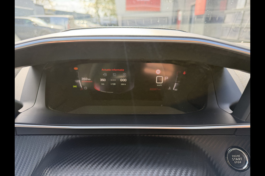 Peugeot 2008 130pk Allure Pack (Camera - Stoelverwarming - Keyless Entry - LED - Parkeersensoren V+A - Automatische Airco - 3D Cockpit - Navi