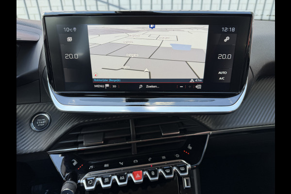 Peugeot 2008 130pk Allure Pack (Camera - Stoelverwarming - Keyless Entry - LED - Parkeersensoren V+A - Automatische Airco - 3D Cockpit - Navi