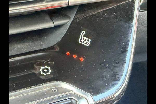 Peugeot 2008 130pk Allure Pack (Camera - Stoelverwarming - Keyless Entry - LED - Parkeersensoren V+A - Automatische Airco - 3D Cockpit - Navi