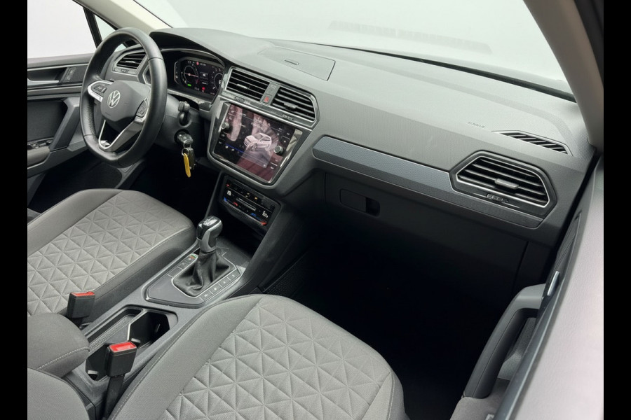 Volkswagen Tiguan e-Hybrid 245PK DSG LIFE TREKHAAK/NAVI/360CAMERA