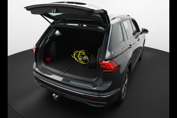 Volkswagen Tiguan e-Hybrid 245PK DSG LIFE TREKHAAK/NAVI/360CAMERA