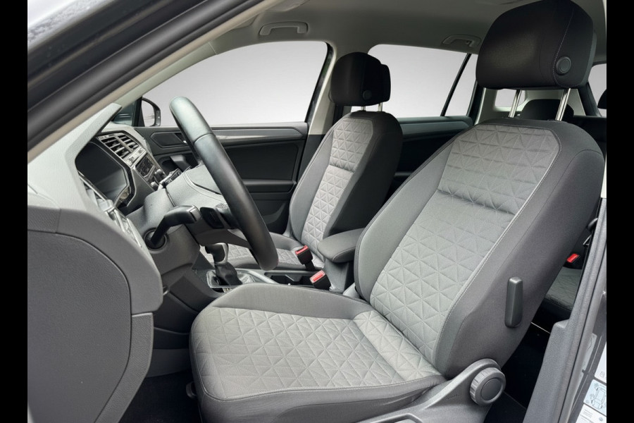 Volkswagen Tiguan e-Hybrid 245PK DSG LIFE TREKHAAK/NAVI/360CAMERA