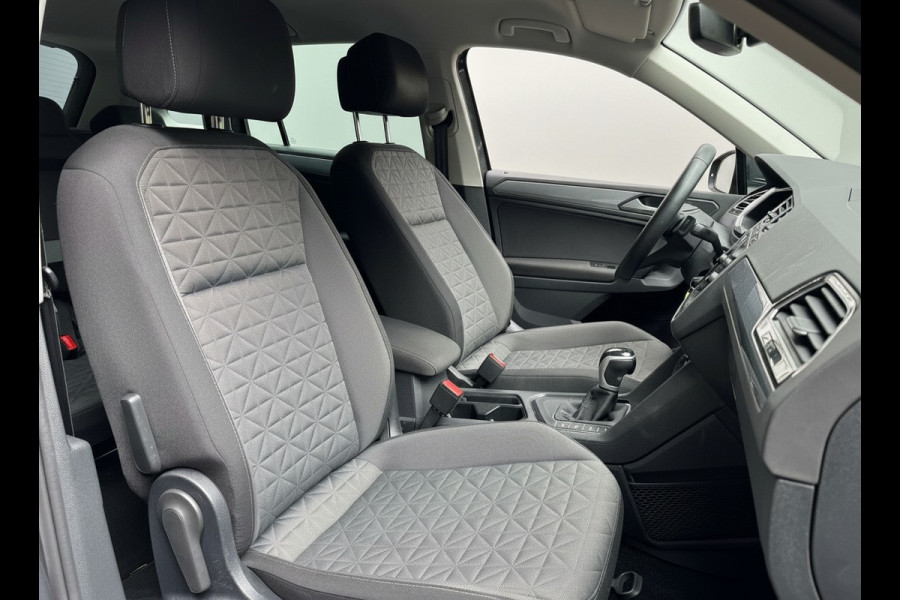 Volkswagen Tiguan e-Hybrid 245PK DSG LIFE TREKHAAK/NAVI/360CAMERA