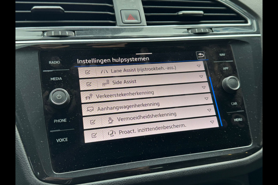 Volkswagen Tiguan e-Hybrid 245PK DSG LIFE TREKHAAK/NAVI/360CAMERA