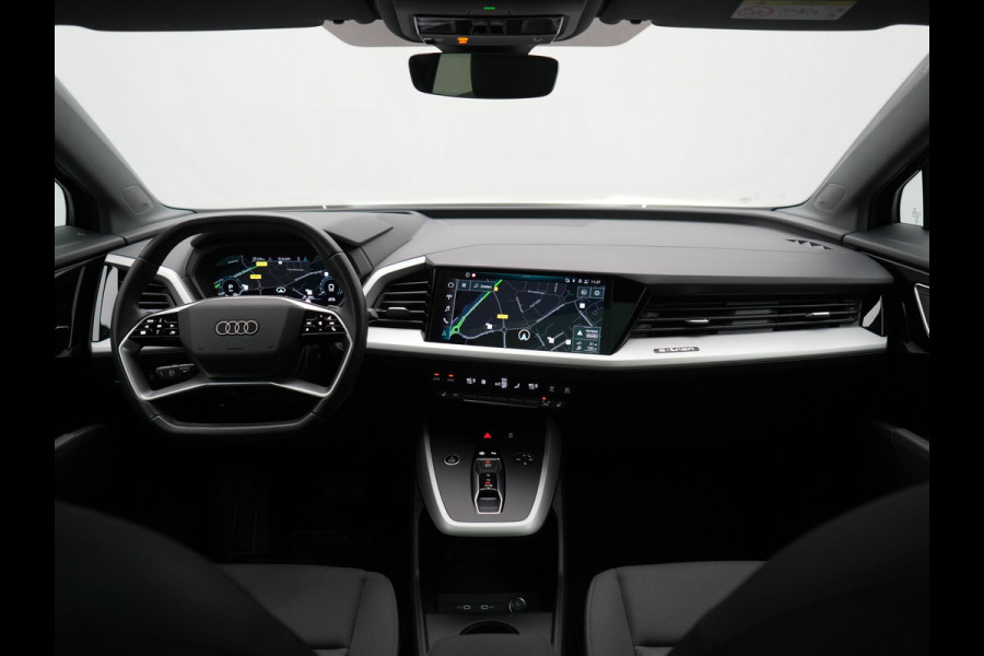 Audi Q4 e-tron 35 Advanced edition 55 kWh 170pk Dealer O.H. | Panodak | Head Up | Matrix LED | Sonos Audio | Voorstoelen Verwarmd | Apple Carplay | Navigatie | Virtual Cockpit Plus | DAB | 20"L.M | Cruise Control |