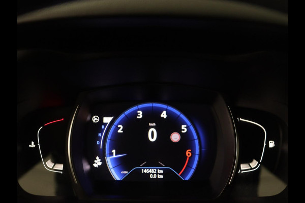 Renault Kadjar 1.3 TCe Intens | Automaat | Trekhaak | Carplay | Camera | Half leder | Keyless | Full LED | Navigatie | Dodehoek detectie | Cruise control | DAB | Climate control