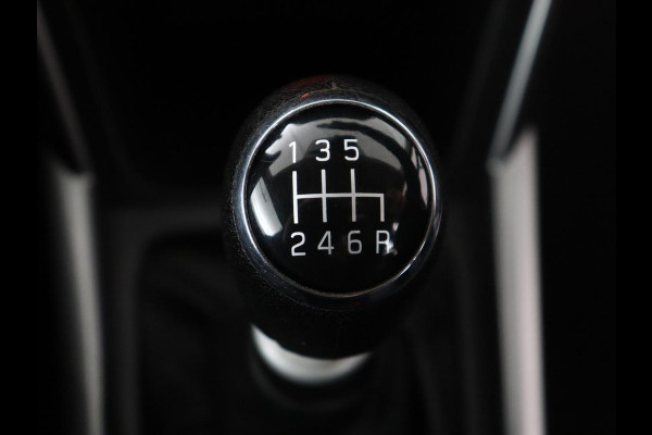 Suzuki S-Cross 1.4 Boosterjet Comfort Smart Hybrid | Trekhaak | Adaptive cruise | Carplay | Camera | Full LED | 17'' | Airco | Bluetooth | DAB