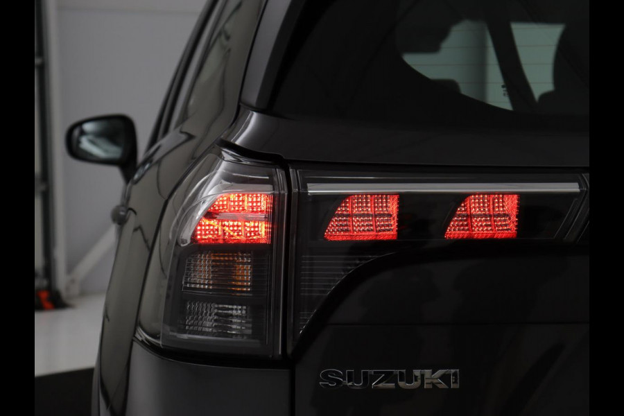 Suzuki S-Cross 1.4 Boosterjet Comfort Smart Hybrid | Trekhaak | Adaptive cruise | Carplay | Camera | Full LED | 17'' | Airco | Bluetooth | DAB