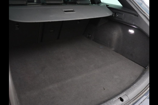 CUPRA Leon 1.4 e-Hybrid VZ Business | 245pk | SOH 92% | Trekhaak | Carplay | Adaptive cruise | Sportstoelen | Navigatie | Stuurverwarming | Parkeerhulp | Full LED | Sfeerverlichting | Keyless | PHEV | Plug In