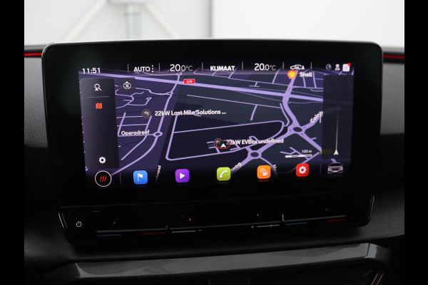 CUPRA Leon 1.4 e-Hybrid VZ Business | 245pk | SOH 92% | Trekhaak | Carplay | Adaptive cruise | Sportstoelen | Navigatie | Stuurverwarming | Parkeerhulp | Full LED | Sfeerverlichting | Keyless | PHEV | Plug In