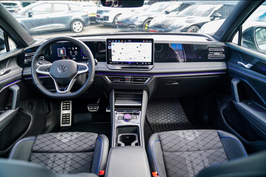 Volkswagen Tiguan 1.5 eTSI R-Line Edition | 360 camera | Massage | Stuurwiel Verwarming | IQ Light | NIEUW