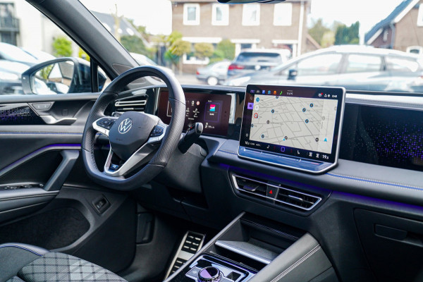 Volkswagen Tiguan 1.5 eTSI R-Line Edition | 360 camera | Massage | Stuurwiel Verwarming | IQ Light | NIEUW