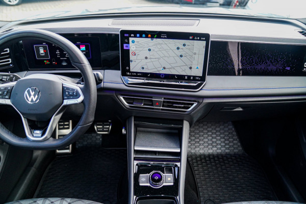 Volkswagen Tiguan 1.5 eTSI R-Line Edition | 360 camera | Massage | Stuurwiel Verwarming | IQ Light | NIEUW