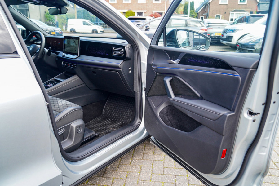 Volkswagen Tiguan 1.5 eTSI R-Line Edition | 360 camera | Massage | Stuurwiel Verwarming | IQ Light | NIEUW