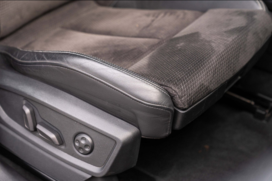 Audi Q5 55 TFSI e Quattro Competition 367 PK Pano ACC Keyless Luchtvering B&O 22''