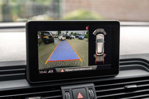 Audi Q5 55 TFSI e Quattro Competition 367 PK Pano ACC Keyless Luchtvering B&O 22''