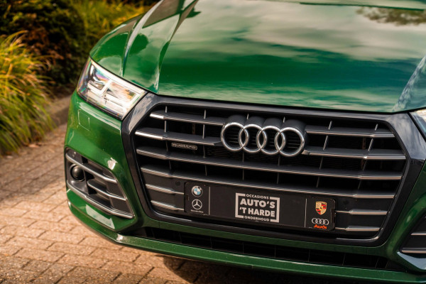 Audi Q5 55 TFSI e Quattro Competition 367 PK Pano ACC Keyless Luchtvering B&O 22''