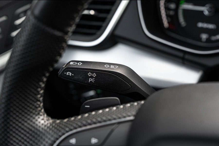 Audi Q5 55 TFSI e Quattro Competition 367 PK Pano ACC Keyless Luchtvering B&O 22''