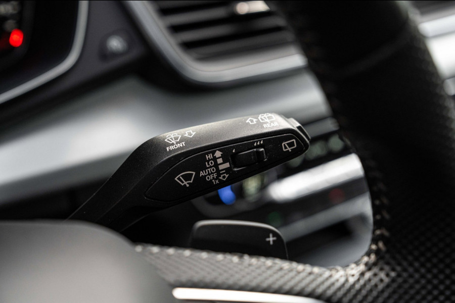 Audi Q5 55 TFSI e Quattro Competition 367 PK Pano ACC Keyless Luchtvering B&O 22''
