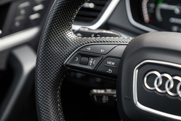 Audi Q5 55 TFSI e Quattro Competition 367 PK Pano ACC Keyless Luchtvering B&O 22''
