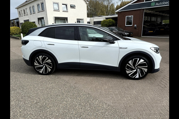 Volkswagen ID.4 Max 77 kWh SOH 92.8%, Panoramadak, Trekhaak