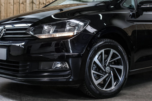 Volkswagen Touran 1.4 TSI 7p. Join *Camera*ACC*Elek. Klep*DSG*