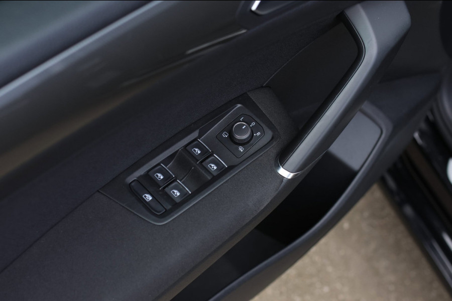 Volkswagen Touran 1.4 TSI 7p. Join *Camera*ACC*Elek. Klep*DSG*