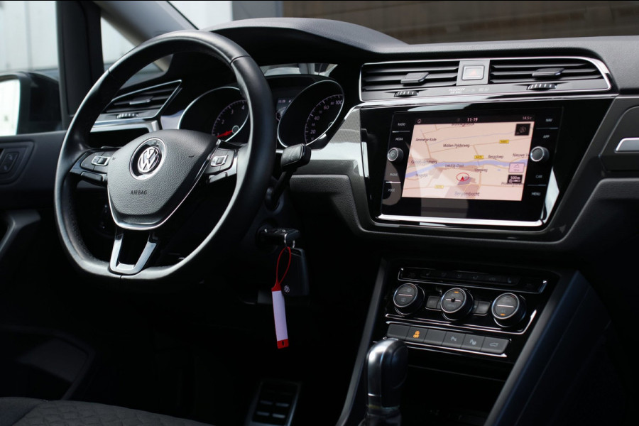 Volkswagen Touran 1.4 TSI 7p. Join *Camera*ACC*Elek. Klep*DSG*