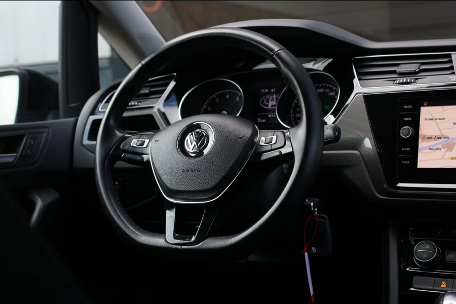 Volkswagen Touran 1.4 TSI 7p. Join *Camera*ACC*Elek. Klep*DSG*