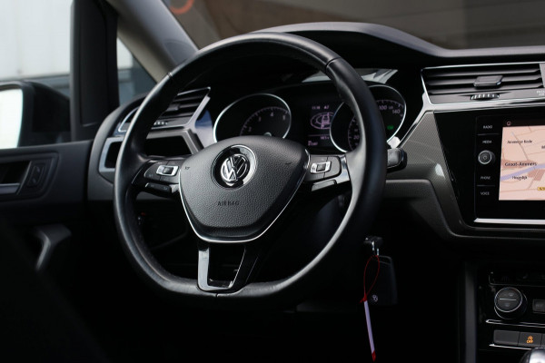 Volkswagen Touran 1.4 TSI 7p. Join *Camera*ACC*Elek. Klep*DSG*