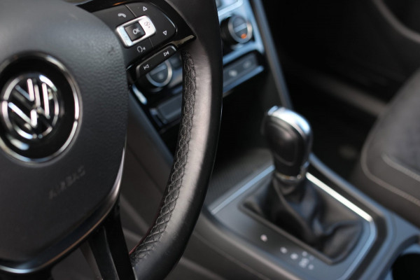 Volkswagen Touran 1.4 TSI 7p. Join *Camera*ACC*Elek. Klep*DSG*