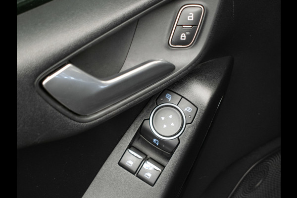 Ford Fiesta 1.1 Sport (APPLE CARPLAY,NAVI,LED,PDC,LANE ASSIST,DAB,BLUETOOTH,SPORTSTOELEN,LM VELGEN,NIEUWE APK,NETTE STAAT)