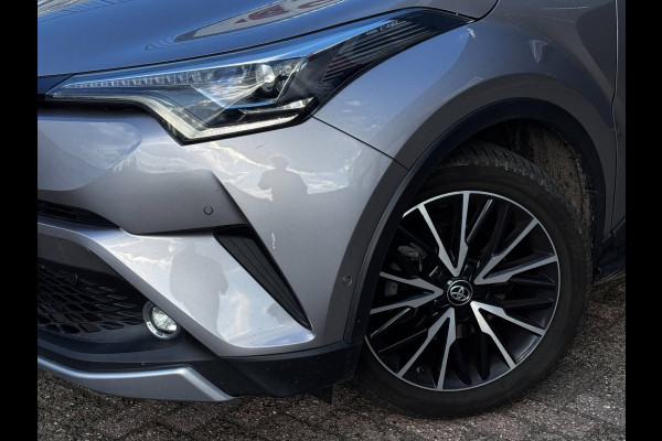 Toyota C-HR 1.2 Executive | Trekhaak | Camera | NL-Auto | Stoelverwarming | JBL | Climate Control |