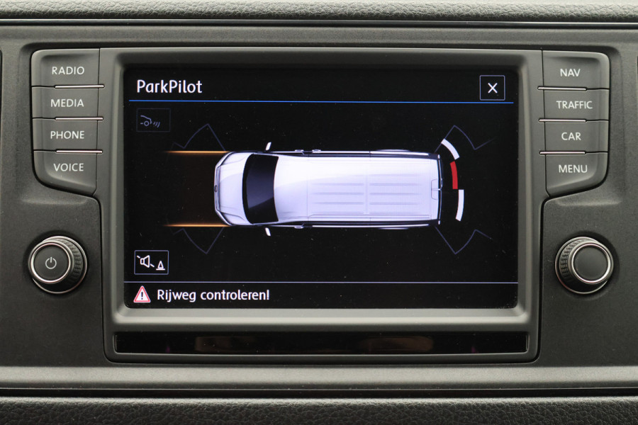 Volkswagen Crafter 35 2.0 TDI L3H3 Highline 3-Zits, Airco, Camera, Cruise, Apple Carplay, Verwarmde Voorruit, Trekhaak