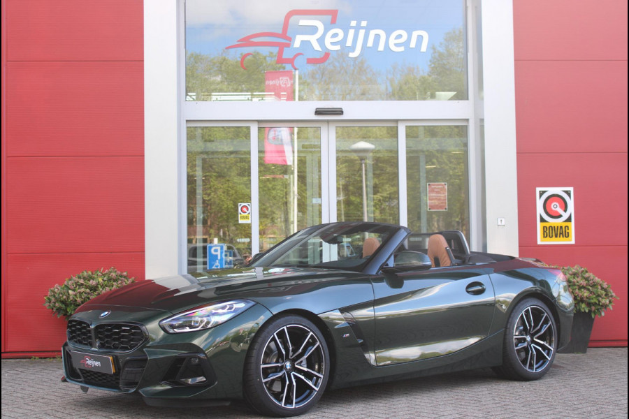 BMW Z4 Roadster sDRIVE 20i HIGH EXECUTIVE M-SPORT AUTOMAAT | M INTERIEURPAKKET  | M EXTERIEURPAKKET | M SPORTSTUUR | 19" VIJFDUBBELSPAAKS M SPORTWIELEN | NAVIGATIE | DRAADLOZE APPLE CARPLAY / ANDROID AUTO |  LEDER VERNASCA COGNAC | STOEL / STUUR VERWARMING | ACHTERUITRIJCAMERA | FULL LED KOPLAMPEN | SAFETY PAKKET | DODEHOEK DETECTIE | HARMAN KARDON |
