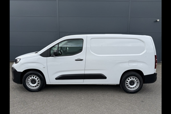 Citroën E-Berlingo 136 L2 50 kWh (Camera - Parkeersensoren V+A - Laadruimte betimmering - Navigatie - Apple Carplay - Digitale binnenspiegel - 3-zi