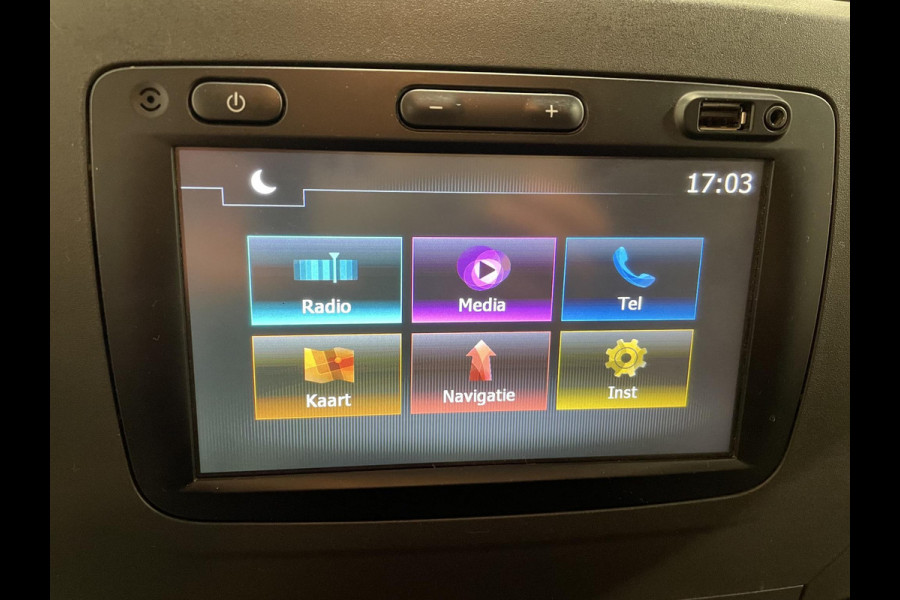 Renault Master T35 2.3 dCi L2H2 130PK Airco Cruise Control Navigatie Parkeersensoren 2-zits