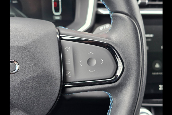 Lynk & Co 01 1.5 Black Edition Panoramadak|360° Camera|ACC|Stoelverwarming|Navi|Carplay