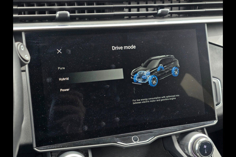 Lynk & Co 01 1.5 Black Edition Panoramadak|360° Camera|ACC|Stoelverwarming|Navi|Carplay