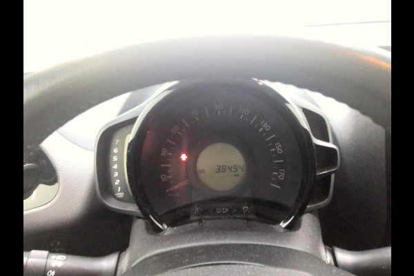 Peugeot 108 1.0 e-VTi Allure | 38.500 KM | Airco | LM. Velgen | WORDT VERWACHT!