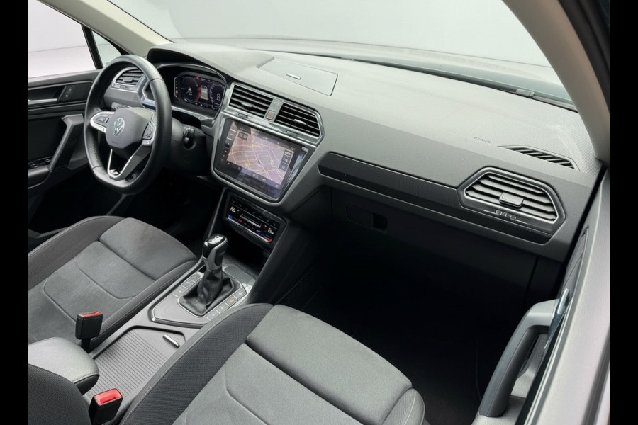 Volkswagen Tiguan e-Hybrid 245PK DSG ELEGANCE TREKHAAK/NAVI/IQ-LIGHT/ALCANTARA